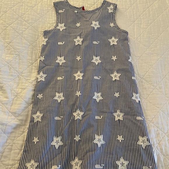 Vineyard Vines Other - Vineyard Vines girls blue and white striped shift dress, size 10, like new.